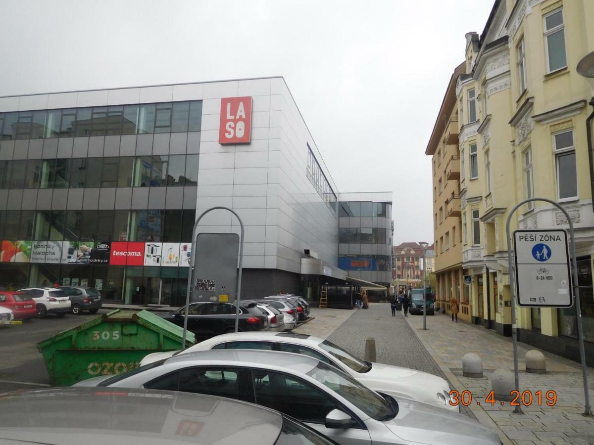 Ama Ubytovani Apartment Ostrava Luaran gambar